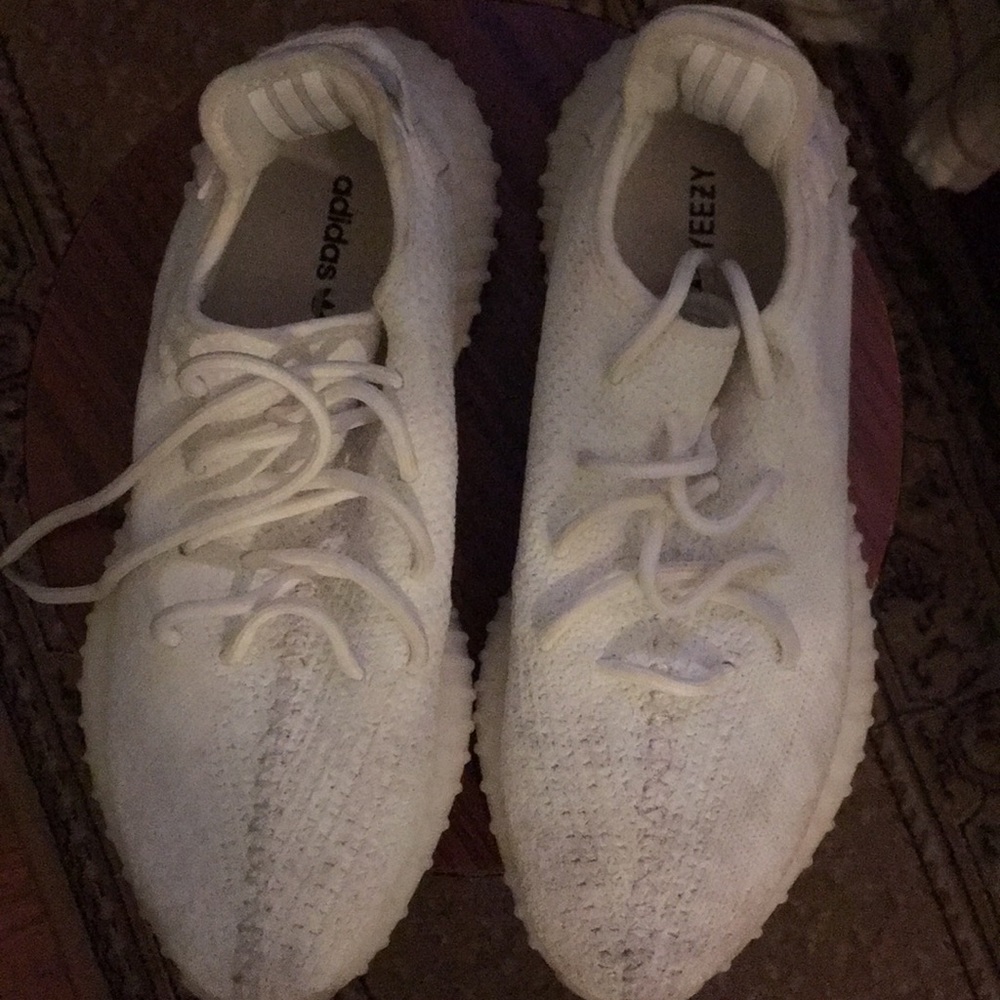 YEEZYS ALL WHITE 350
